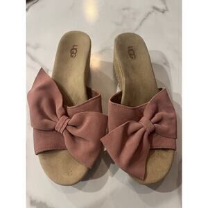 UGG Jaycee Wedge Sandals PINK Bow Design SUEDE Women's Size US 9.5